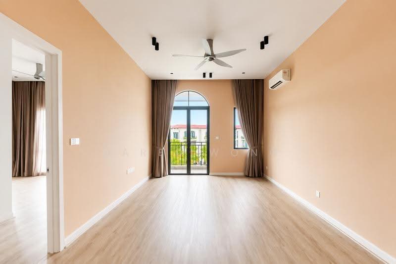 Condominium for Sale at Isle of Kamares - Jared Wong - Living Room - PropertyGuru.com.my
