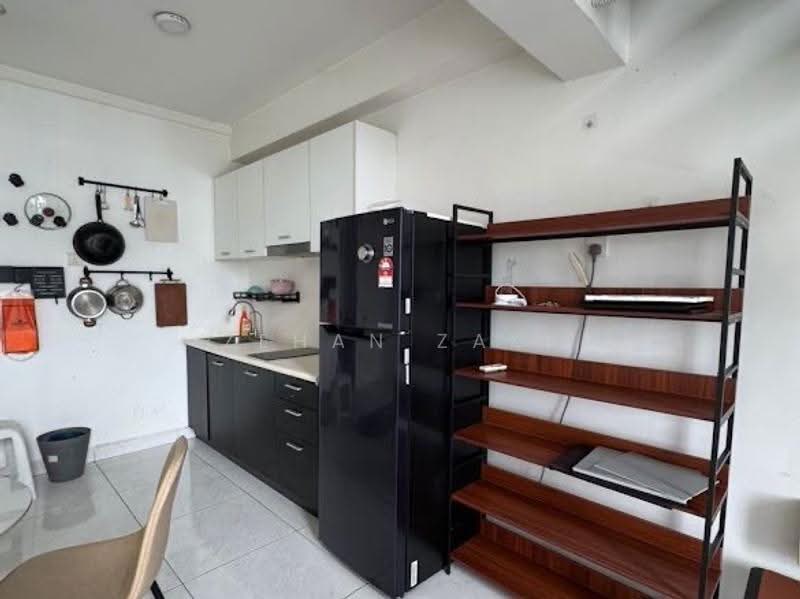 Service Residence for Rent at The Scott Garden SOHO - Zehan Zaki - Kitchen - PropertyGuru.com.my