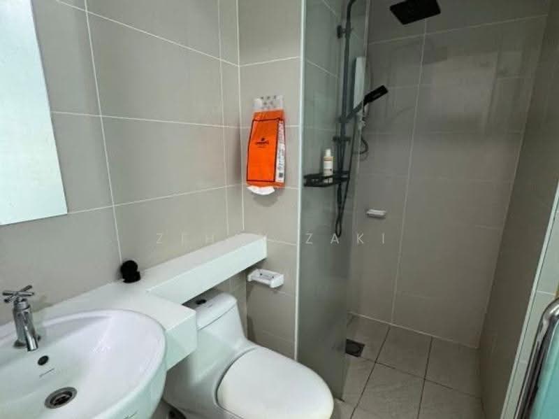 Service Residence for Rent at The Scott Garden SOHO - Zehan Zaki - Bathroom - PropertyGuru.com.my