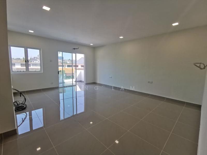 2-storey Terraced House for Sale in Bandar Baru Sri Petaling (Sri Petaling) - Wing Lam - Living Room - PropertyGuru.com.my