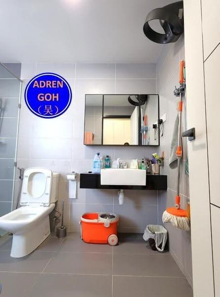 Kondominium untuk Dijual di Golden Triangle 2 - Adren Goh - Bathroom - PropertyGuru.com.my