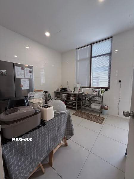 Rumah Teres 2-Tingkat untuk Dijual di Setia Alam (Selangor) - Wilson Ng - Kitchen - PropertyGuru.com.my