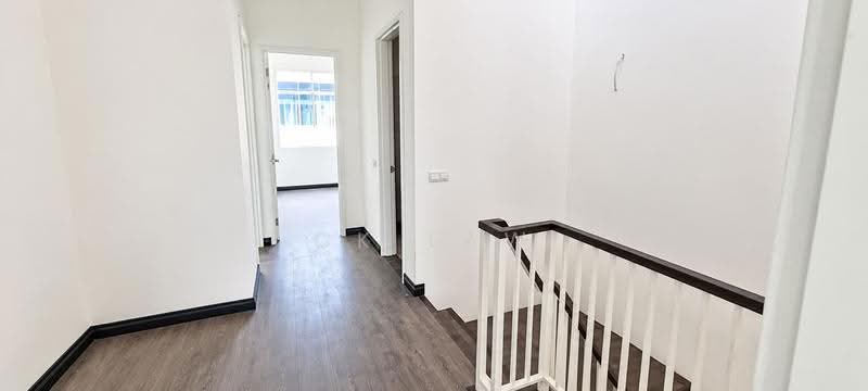 Rumah Teres 2-Tingkat untuk Dijual di Eco Majestic (Semenyih) - CK Law - Corridor - PropertyGuru.com.my