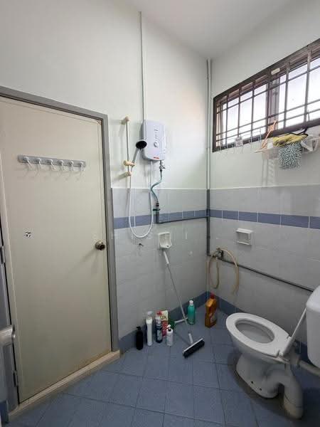 Rumah Teres 2-Tingkat untuk Dijual di Taman Nusa Bestari (Iskandar Puteri (Nusajaya)) - Shishi . - Bathroom - PropertyGuru.com.my