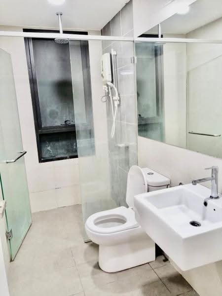 Kediaman Servis untuk Disewa di Solstice @ Pan'gaea - Allyson Wong - Bathroom - PropertyGuru.com.my