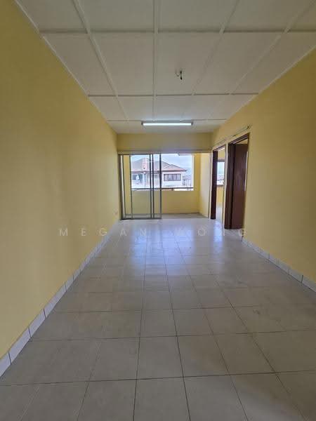 Pangsapuri untuk Dijual di Taman Megah Cheras Apartment - Megan Wong - Living Room - PropertyGuru.com.my