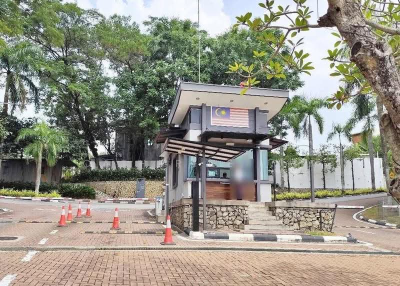 Bungalow House for Sale in Kota Emerald (Rawang) - Catherine Lum - PropertyGuru.com.my