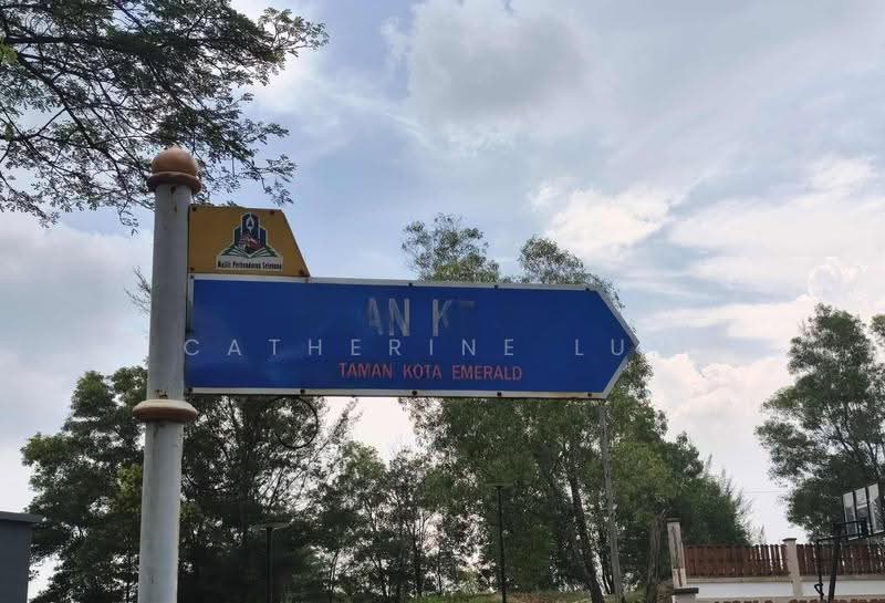 Bungalow House for Sale in Kota Emerald (Rawang) - Catherine Lum - PropertyGuru.com.my