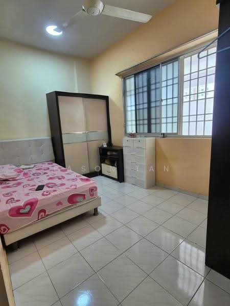 Apartment for Sale at Suria Mutiara - Eason Tan - Bedroom - PropertyGuru.com.my