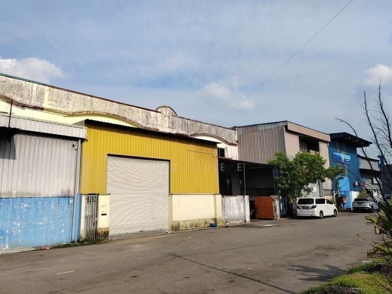 Semi-D Factory for Rent in Taman Tan Sri Yaacob (Johor Bahru) - Jaz Lee - PropertyGuru.com.my