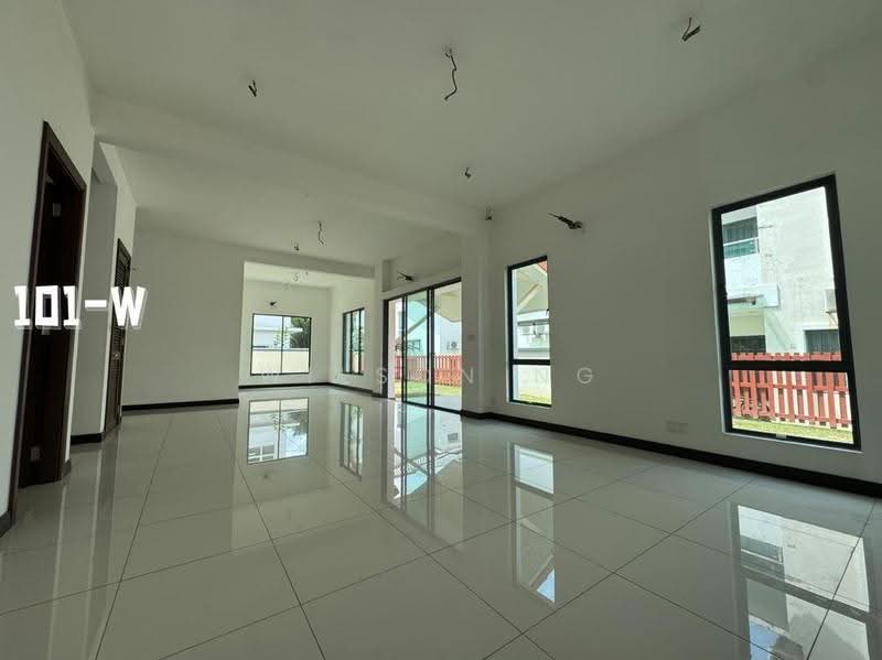 Rumah Berkembar untuk Dijual di Setia Eco Park (Setia Alam) - Wilson Ng - Living Room - PropertyGuru.com.my