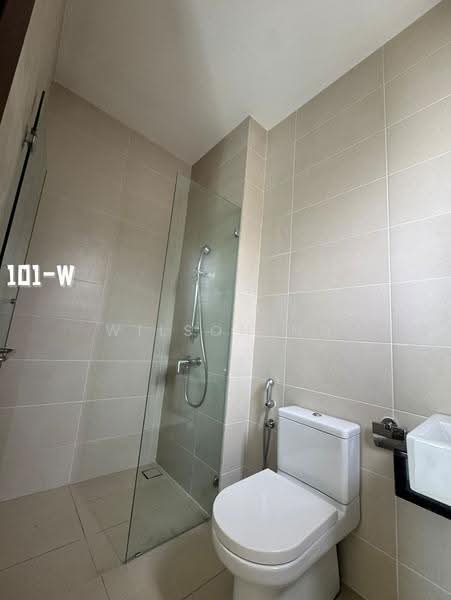 Rumah Berkembar untuk Dijual di Setia Eco Park (Setia Alam) - Wilson Ng - Bathroom - PropertyGuru.com.my