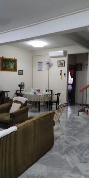 2-storey Terraced House for Sale in Ampang Hilir (Ampang) - Ambrose Too - Living Room - PropertyGuru.com.my