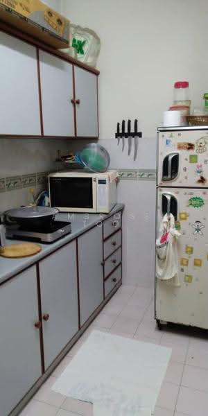 2-storey Terraced House for Sale in Ampang Hilir (Ampang) - Ambrose Too - Kitchen - PropertyGuru.com.my
