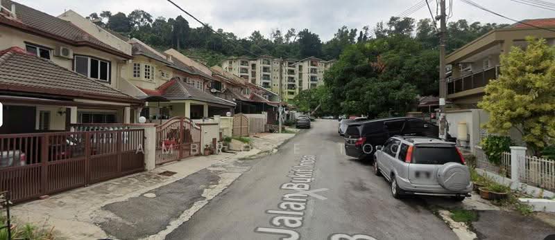 2-storey Terraced House for Sale in Ampang Hilir (Ampang) - Ambrose Too - Exterior - PropertyGuru.com.my
