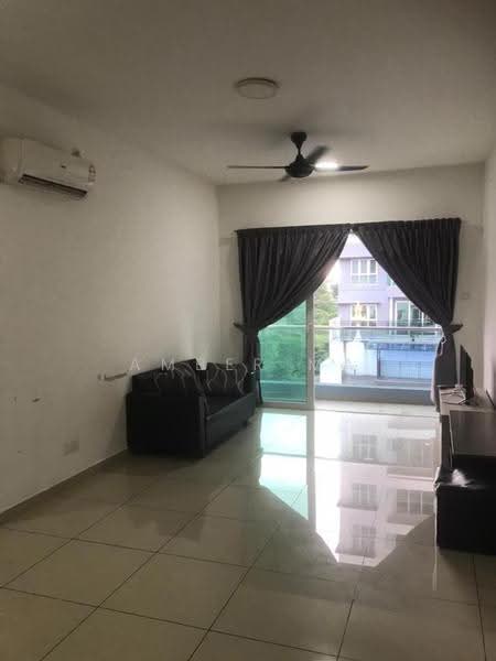 Kediaman Servis untuk Disewa di 8Scape Residence @ Sutera - Amber Ma - Living Room - PropertyGuru.com.my