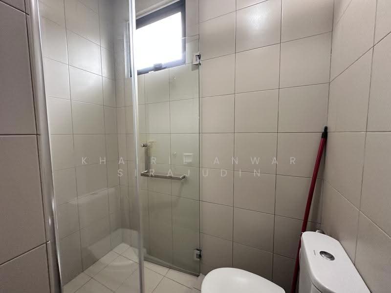 2-storey Terraced House for Sale in Taman Bukit Subang (Shah Alam) - Khairil Anwar Sirajudin - Bathroom - PropertyGuru.com.my