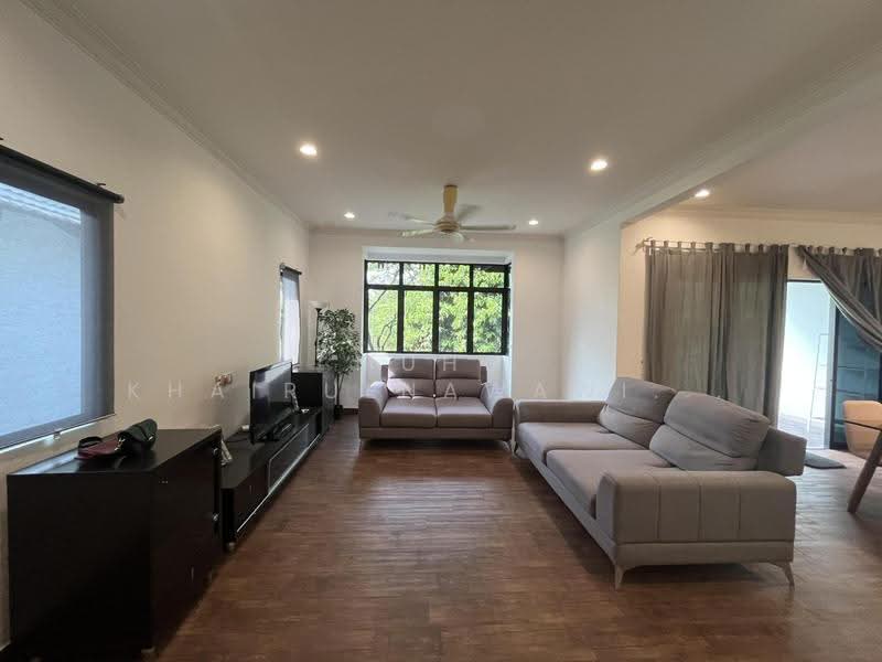 Kondominium untuk Dijual di D'Melor Condominium - Muhd Khairulnawawi Kamaruddin - Living Room - PropertyGuru.com.my