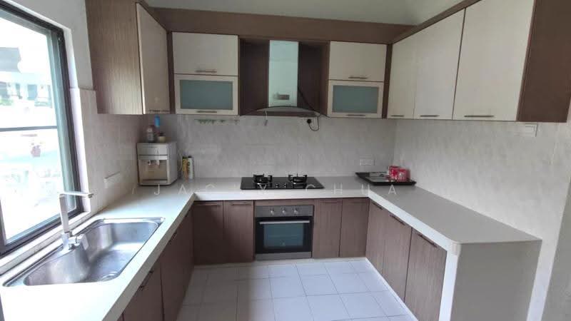 Bungalow House for Rent in Leisure Farm (Gelang Patah) - Jacky Chua - Kitchen - PropertyGuru.com.my