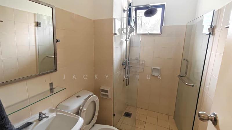 Bungalow House for Rent in Leisure Farm (Gelang Patah) - Jacky Chua - Bathroom - PropertyGuru.com.my