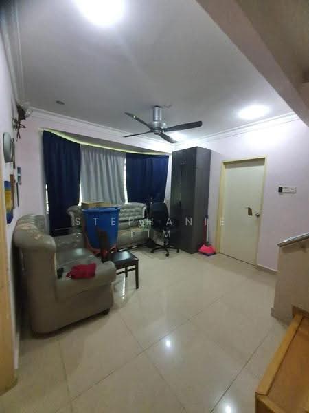 3-storey Terraced House for Rent in Bukit Jambul (Penang) - Stephanie Lim - Living Room - PropertyGuru.com.my