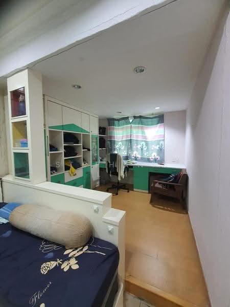 3-storey Terraced House for Rent in Bukit Jambul (Penang) - Stephanie Lim - Bedroom - PropertyGuru.com.my