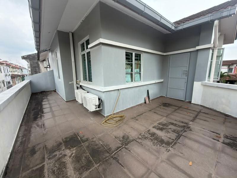 2-storey Terraced House for Sale in Taman Desa Tebrau (Tebrau) - Zoey Lee - Balcony - PropertyGuru.com.my