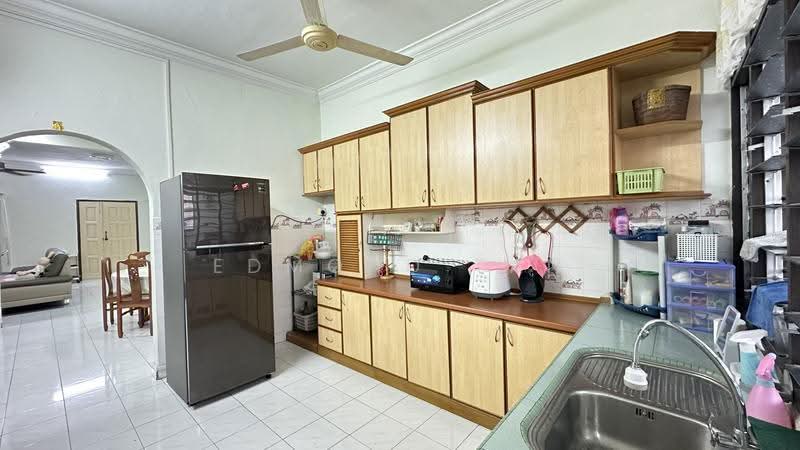 Rumah Teres 2-Tingkat untuk Dijual di Bandar Pengkalan Indah (Ipoh) - Edmond Tan - Kitchen - PropertyGuru.com.my