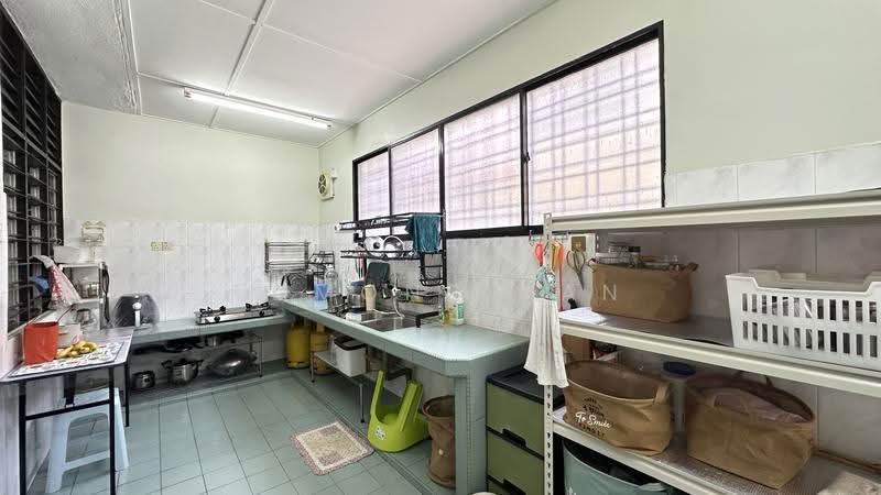 Rumah Teres 2-Tingkat untuk Dijual di Bandar Pengkalan Indah (Ipoh) - Edmond Tan - Kitchen - PropertyGuru.com.my