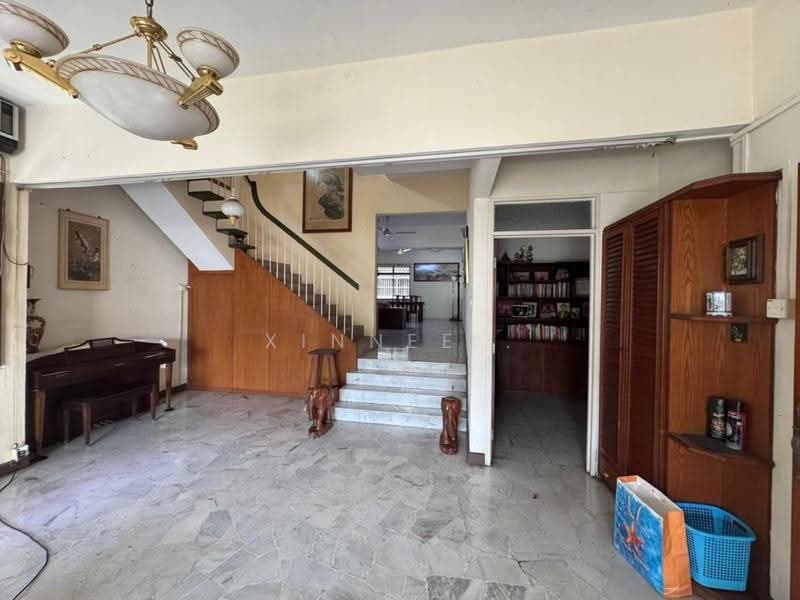 Bungalow House for Rent in Island Glades (Jelutong) - Xinnee . - Living Room - PropertyGuru.com.my