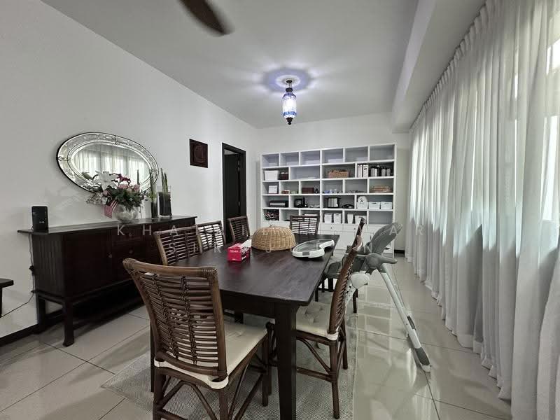 Rumah Teres 2-Tingkat untuk Dijual di U16, Elmina Gardens (Shah Alam) - Khairil Anwar Sirajudin - Dining Room - PropertyGuru.com.my
