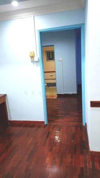Rumah Teres 2-Tingkat untuk Disewa di Taman Sungai Besi Indah (Seri Kembangan) - Brandon Yee - PropertyGuru.com.my
