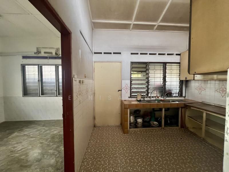 Rumah Teres 1-Tingkat untuk Dijual di Seksyen 14 (Petaling Jaya) - Bernisa Bon - Kitchen - PropertyGuru.com.my