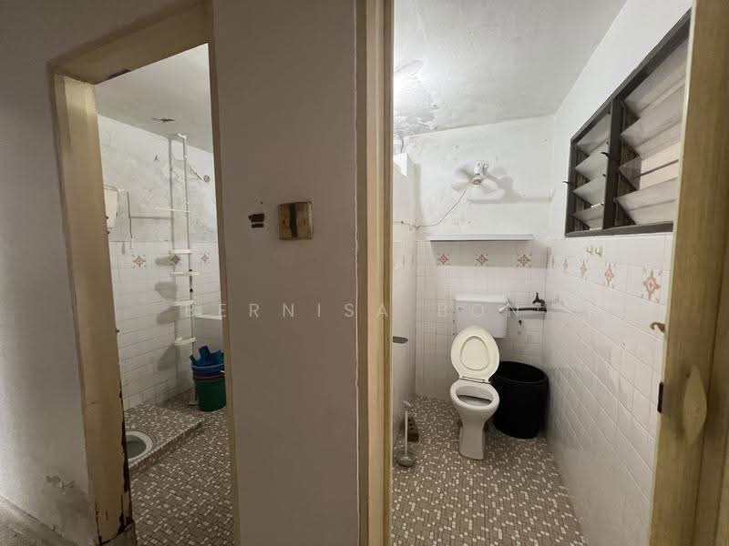 Rumah Teres 1-Tingkat untuk Dijual di Seksyen 14 (Petaling Jaya) - Bernisa Bon - Bathroom - PropertyGuru.com.my