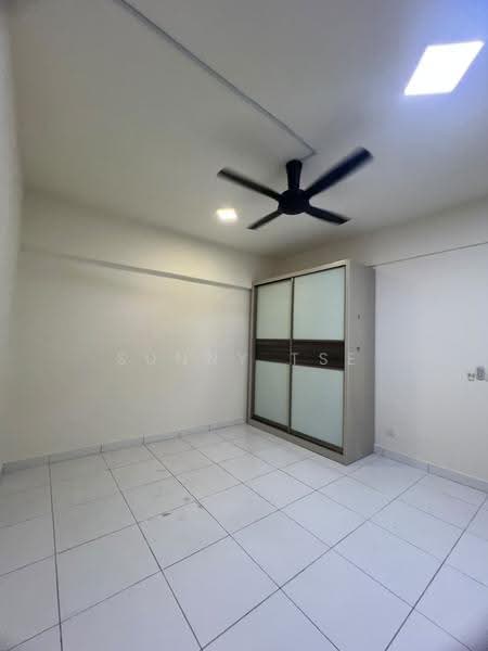 Condominium for Rent at Elit Heights @ Bayan City - Sunny Tse - Bedroom - PropertyGuru.com.my