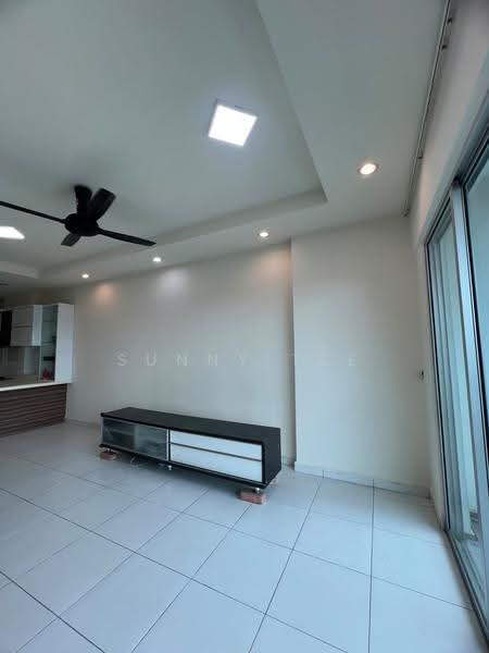 Condominium for Rent at Elit Heights @ Bayan City - Sunny Tse - Living Room - PropertyGuru.com.my