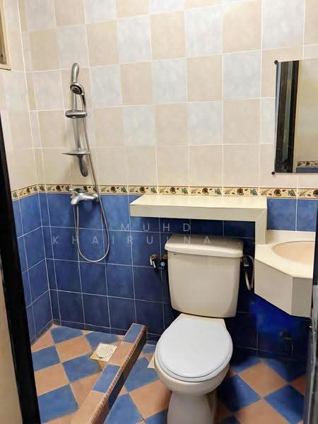Condominium for Sale at Cyberia Smart Homes - Muhd Khairulnawawi Kamaruddin - Bathroom - PropertyGuru.com.my