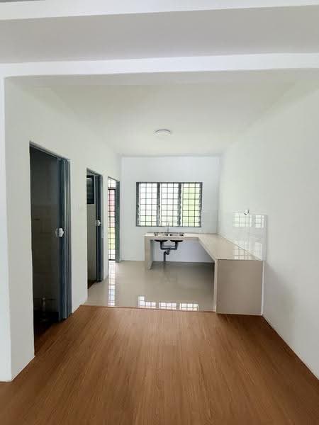 Rumah Teres 2-Tingkat untuk Dijual di Bandar Putra (Segamat) - Zen Wong - Kitchen - PropertyGuru.com.my
