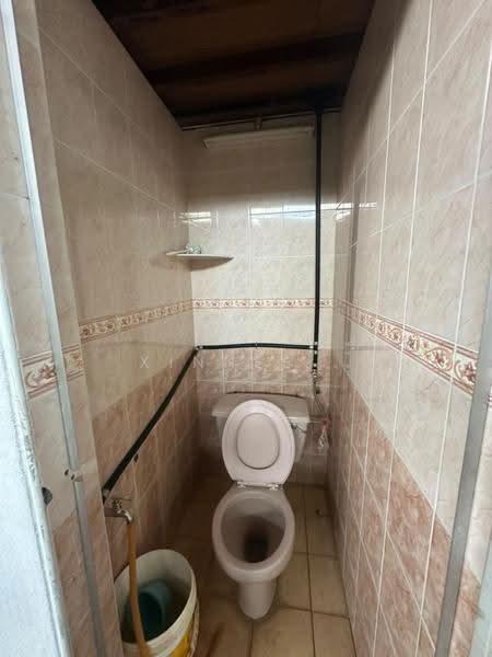 1.5-storey Terraced House for Sale in Dato Keramat (George Town) - Xinnee . - Bathroom - PropertyGuru.com.my