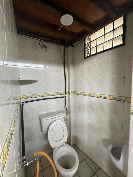 1.5-storey Terraced House for Sale in Dato Keramat (George Town) - Xinnee . - Bathroom - PropertyGuru.com.my
