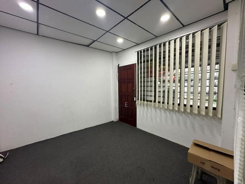 1.5-storey Terraced House for Sale in Dato Keramat (George Town) - Xinnee . - PropertyGuru.com.my