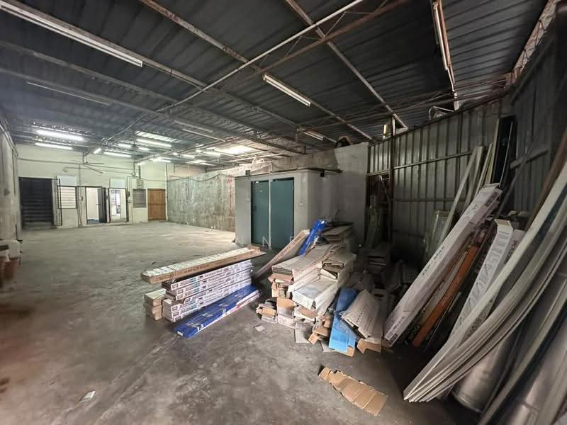 1.5-storey Terraced House for Sale in Dato Keramat (George Town) - Xinnee . - PropertyGuru.com.my