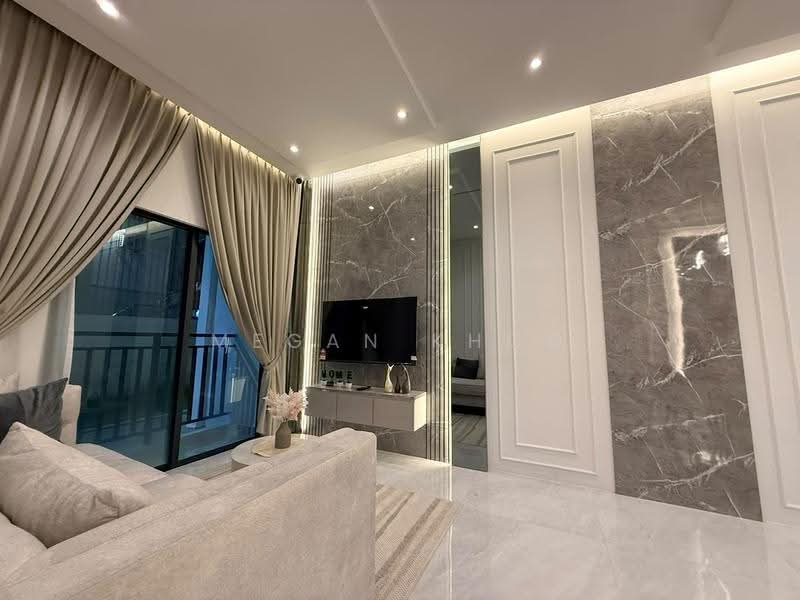 Kediaman Servis untuk Dijual di Azurite Residence @ Klebang - Megan Khoo - Living Room - PropertyGuru.com.my