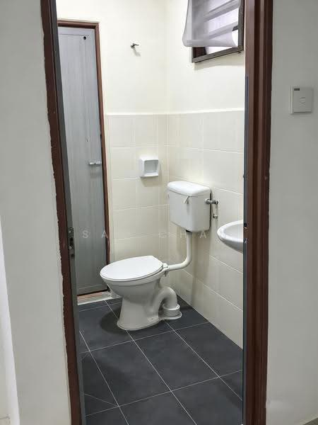 2-storey Terraced House for Sale in Shah Alam (Selangor) - Sam Chan - Bathroom - PropertyGuru.com.my