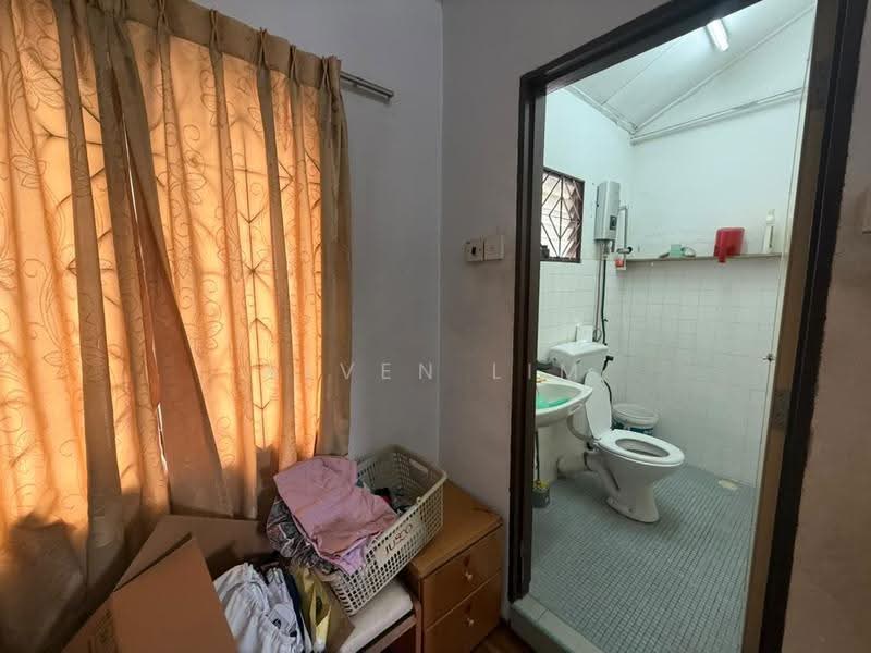 2.5-storey Terraced House for Sale in Taman Sri Bintang (Kepong) - Alven Lim - Bathroom - PropertyGuru.com.my