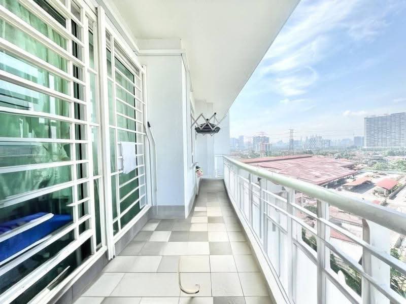 Kondominium untuk Dijual di Panorama Residences @ Batu Caves - Azli Ibrahim - Balcony - PropertyGuru.com.my