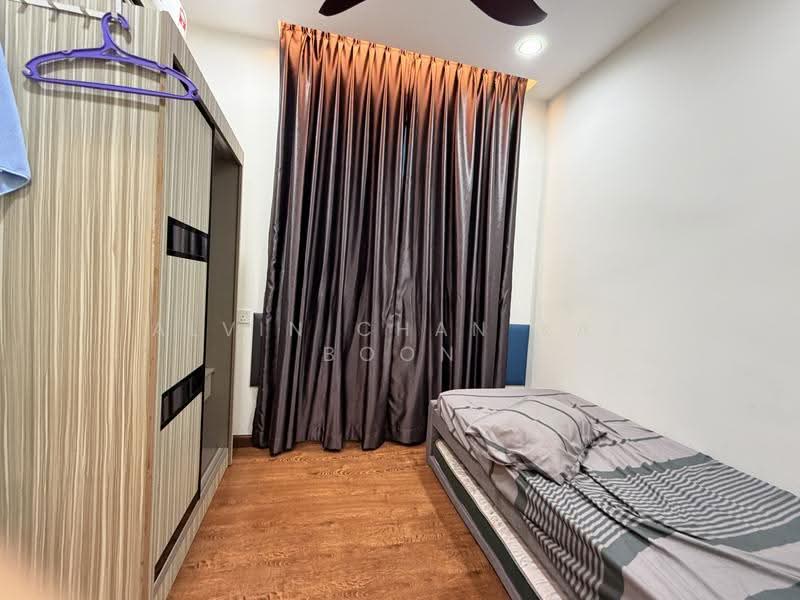 Service Residence for Sale at Country Garden Central Park - Alvin Chan Kai Boon - Bedroom - PropertyGuru.com.my