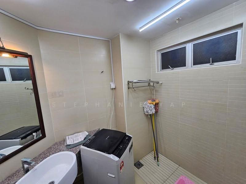 Kediaman Servis untuk Disewa di Amansari Residence Resort - Stephanie Yap - Bathroom - PropertyGuru.com.my