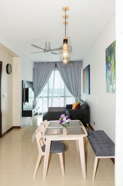 Kediaman Servis untuk Disewa di Puteri Cove Residences - Steph Choong - Living Room - PropertyGuru.com.my