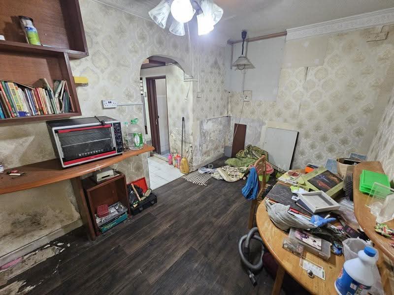 Rumah Teres 2-Tingkat untuk Dijual di Pandan Jaya (Ampang) - Azli Ibrahim - Living Room - PropertyGuru.com.my